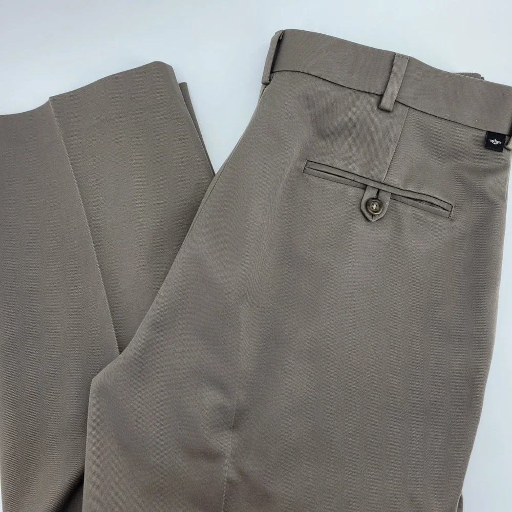 Dockers Premium Never Iron Chinos Mens 34x34 Brown Relaxed Fit Flat Front Office